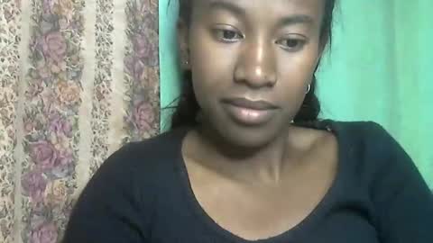 Snapshot of minouch211907 chatting on May 15, 9:22 pm minouch211907 online show from May 15, 9:22 pm