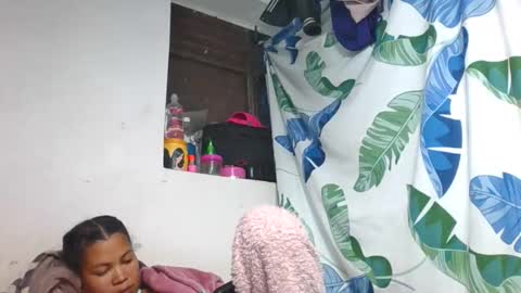 Snapshot of miora620846 chatting on June 11, 7:06 am miora620846 online show from June 11, 7:06 am