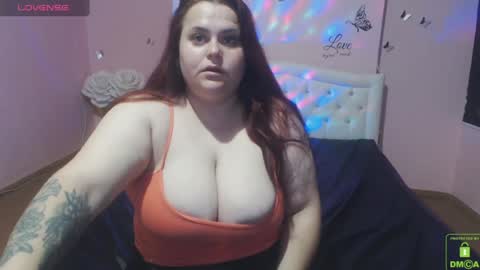 Snapshot of mira_cle_ chatting on July 14, 9:03 am mira_cle_ online show from July 14, 9:03 am