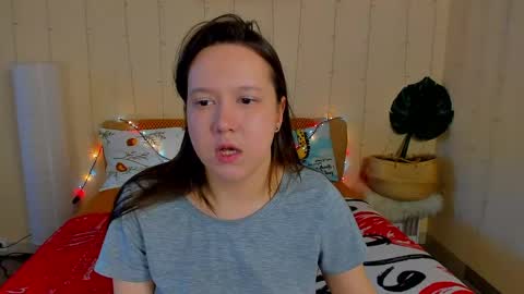 Snapshot of mira_karter chatting on April 29, 3:32 am Mira online show from April 29, 3:32 am