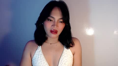 Snapshot of mira_luna222 chatting on February 12, 5:26 pm Mira Bella online show from February 12, 5:26 pm