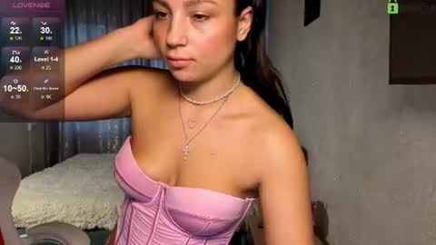 Snapshot of mira_star_007 chatting on July 2, 3:23 am Tanita online show from July 2, 3:23 am