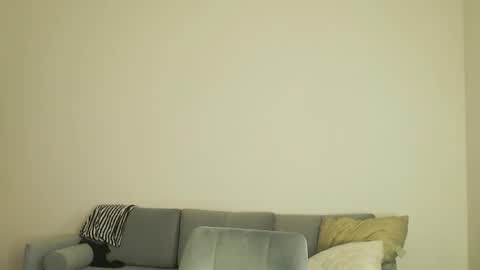 Snapshot of miradiaz chatting on June 9, 8:48 am Meera online show from June 9, 8:48 am