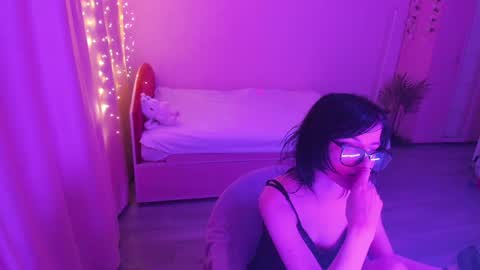 miragespark online show from May 10, 9:42 pm