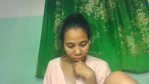 mirah881 online show from June 6, 7:40 pm