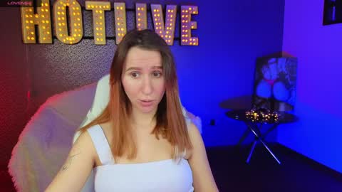 Snapshot of miralush chatting on December 11, 7:09 am Mira online show from December 11, 7:09 am