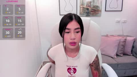 miranda_crawfor online show from April 7, 3:40 am