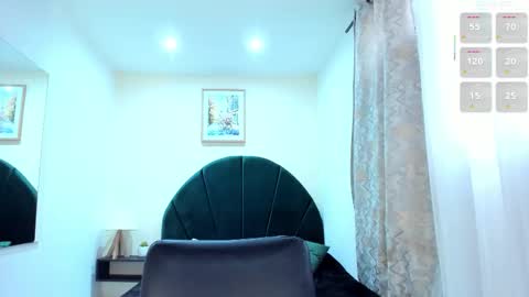    online show from December 18, 12:11 pm