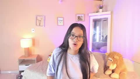 Snapshot of miranda_fox88 chatting on July 1, 1:02 pm miranda fox88 online show from July 1, 1:02 pm