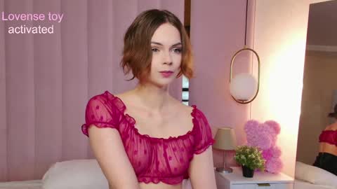 Snapshot of miranda_kery chatting on May 30, 6:43 am Mira online show from May 30, 6:43 am