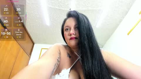 Snapshot of miranda_vegaa chatting on May 26, 5:31 pm Miranda Vegaa online show from May 26, 5:31 pm