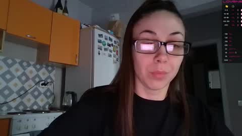 Snapshot of miranda_wish chatting on January 18, 6:06 am MIRANDA online show from January 18, 6:06 am