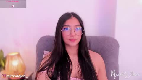 Snapshot of mirandajohnson_ chatting on July 6, 12:35 pm Miranda online show from July 6, 12:35 pm