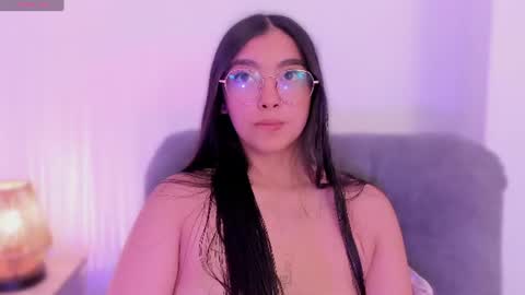 Snapshot of mirandajohnson_ chatting on July 19, 7:28 pm Miranda online show from July 19, 7:28 pm