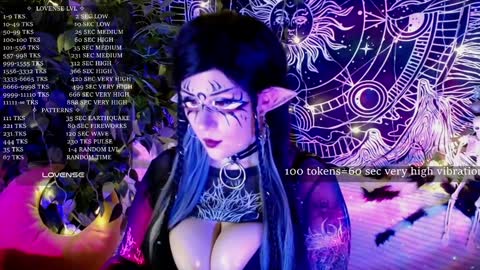 mirareed online show from December 1, 4:29 pm