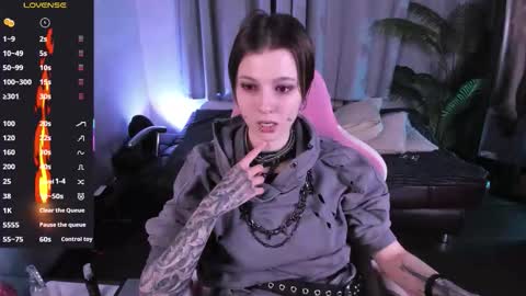 MiraVelle online show from October 3, 9:12 pm