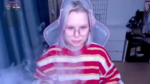 Snapshot of miray_kuriyama chatting on February 25, 8:07 pm Kira online show from February 25, 8:07 pm