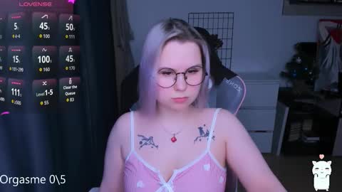 Kira online show from March 27, 9:03 pm