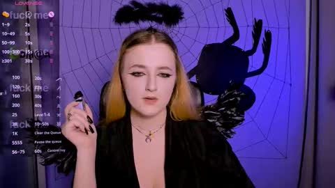 Snapshot of miriam_crazy chatting on October 20, 11:05 pm miriam_crazy online show from October 20, 11:05 pm