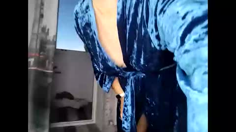 Misisssex online show from September 13, 4:07 pm