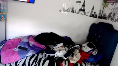 Nicol online show from January 18, 2:43 pm