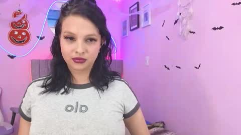 misofialeal online show from October 30, 6:41 pm