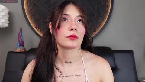 Snapshot of miss___charlotte chatting on May 5, 6:05 pm Charlotte online show from May 5, 6:05 pm