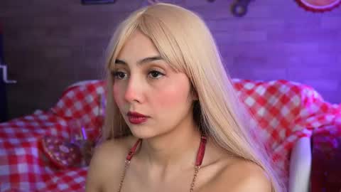 Snapshot of miss__anastasia chatting on February 14, 11:07 am Anastisia online show from February 14, 11:07 am