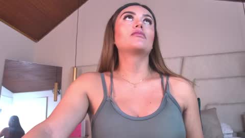Snapshot of miss__ary_ chatting on April 29, 11:47 am miss__ary_ online show from April 29, 11:47 am