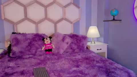 miss__jones_ online show from March 30, 12:39 pm