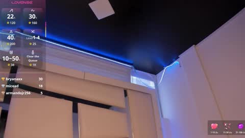 Soy lola online show from February 3, 9:20 pm