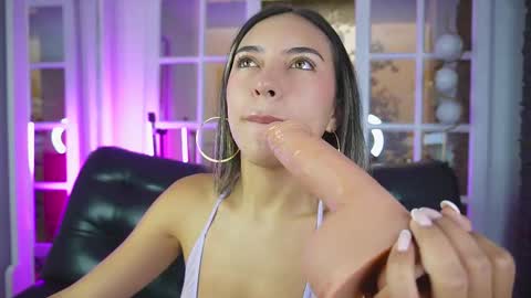 Zoe online show from March 27, 6:18 pm