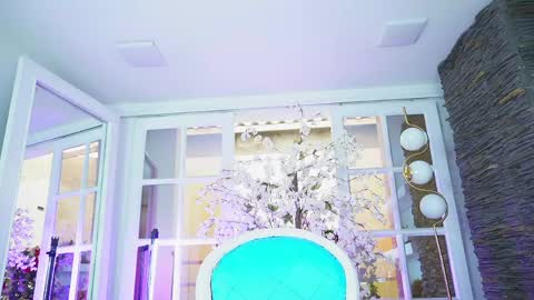 Zoe online show from April 13, 6:24 pm