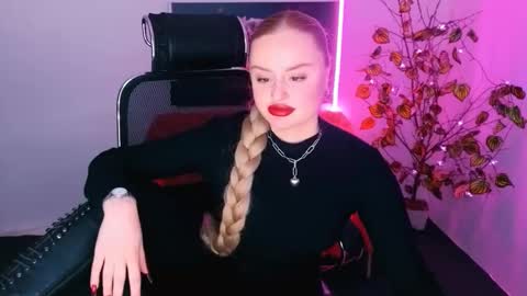 miss_alice_silver online show from November 24, 2:06 pm