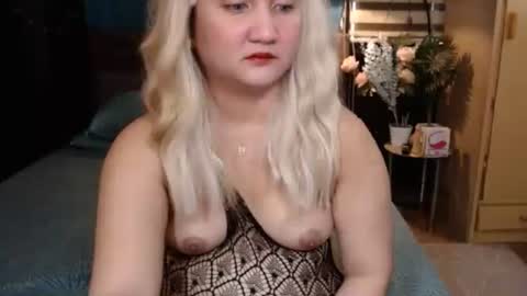 miss angelic15 online show from October 9, 10:19 pm