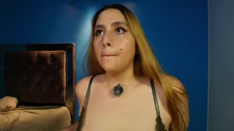 Anny online show from April 6, 1:03 am