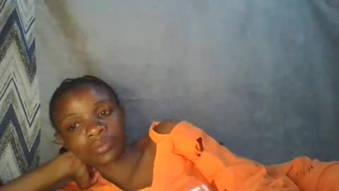 Snapshot of miss_belllo chatting on February 24, 7:41 pm miss_belllo online show from February 24, 7:41 pm