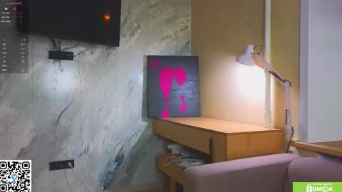 Snapshot of miss_bubbles chatting on February 7, 12:14 am Sandy online show from February 7, 12:14 am