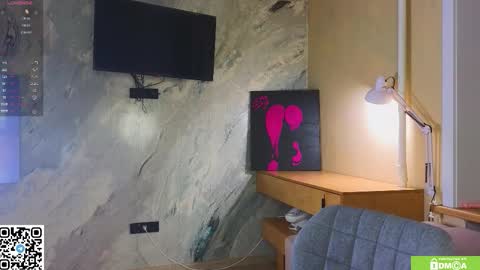 Snapshot of miss_bubbles chatting on March 1, 12:23 am Sandy online show from March 1, 12:23 am