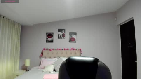Snapshot of miss_cataleya__ chatting on April 27, 11:30 am Cataleya online show from April 27, 11:30 am