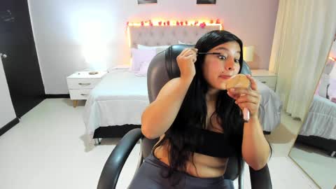 Snapshot of miss_cataleya__ chatting on May 4, 11:28 am Cataleya online show from May 4, 11:28 am