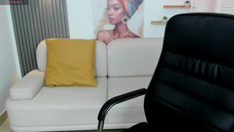 Snapshot of miss_cherryy1 chatting on June 22, 5:21 pm miss cherryy online show from June 22, 5:21 pm