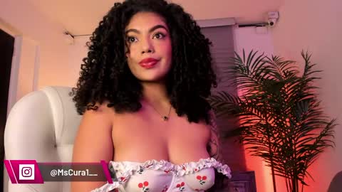 Snapshot of miss_curazao chatting on May 27, 12:35 pm CANDELA CASTRO online show from May 27, 12:35 pm