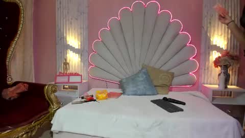 Snapshot of miss_evans_ chatting on July 7, 7:51 pm miss_evans_ online show from July 7, 7:51 pm