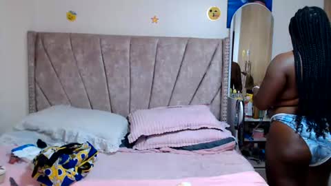 Snapshot of miss_godess chatting on July 10, 4:28 am miss_godess online show from July 10, 4:28 am