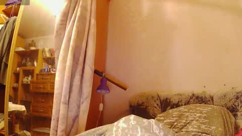 Miss Iriss online show from March 29, 8:09 pm