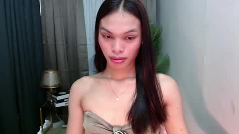 Snapshot of miss_jhes chatting on February 1, 12:31 am Jhes online show from February 1, 12:31 am