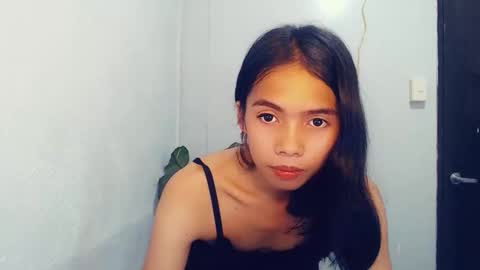 julie online show from April 13, 7:14 am