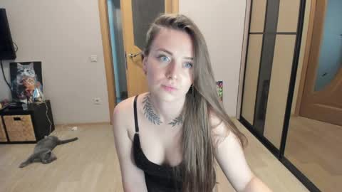 Kitty online show from June 9, 2:23 am