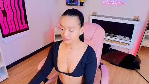Snapshot of miss_koko_ chatting on June 11, 3:26 am Miss koko online show from June 11, 3:26 am
